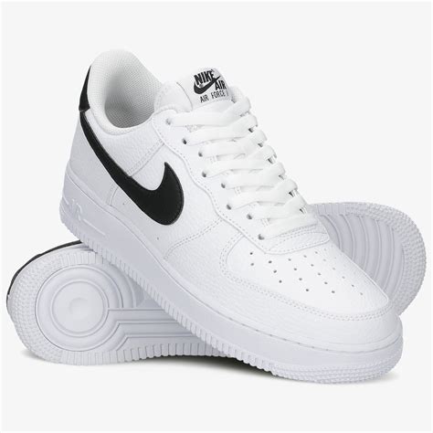 weiße sneaker mit glänzendem nike haken|nike weiße schuhe.